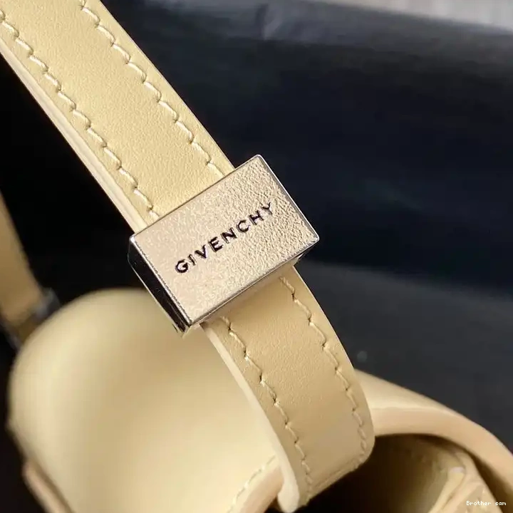 Brother sam Bag 2203RF0034 Givenchy 0529